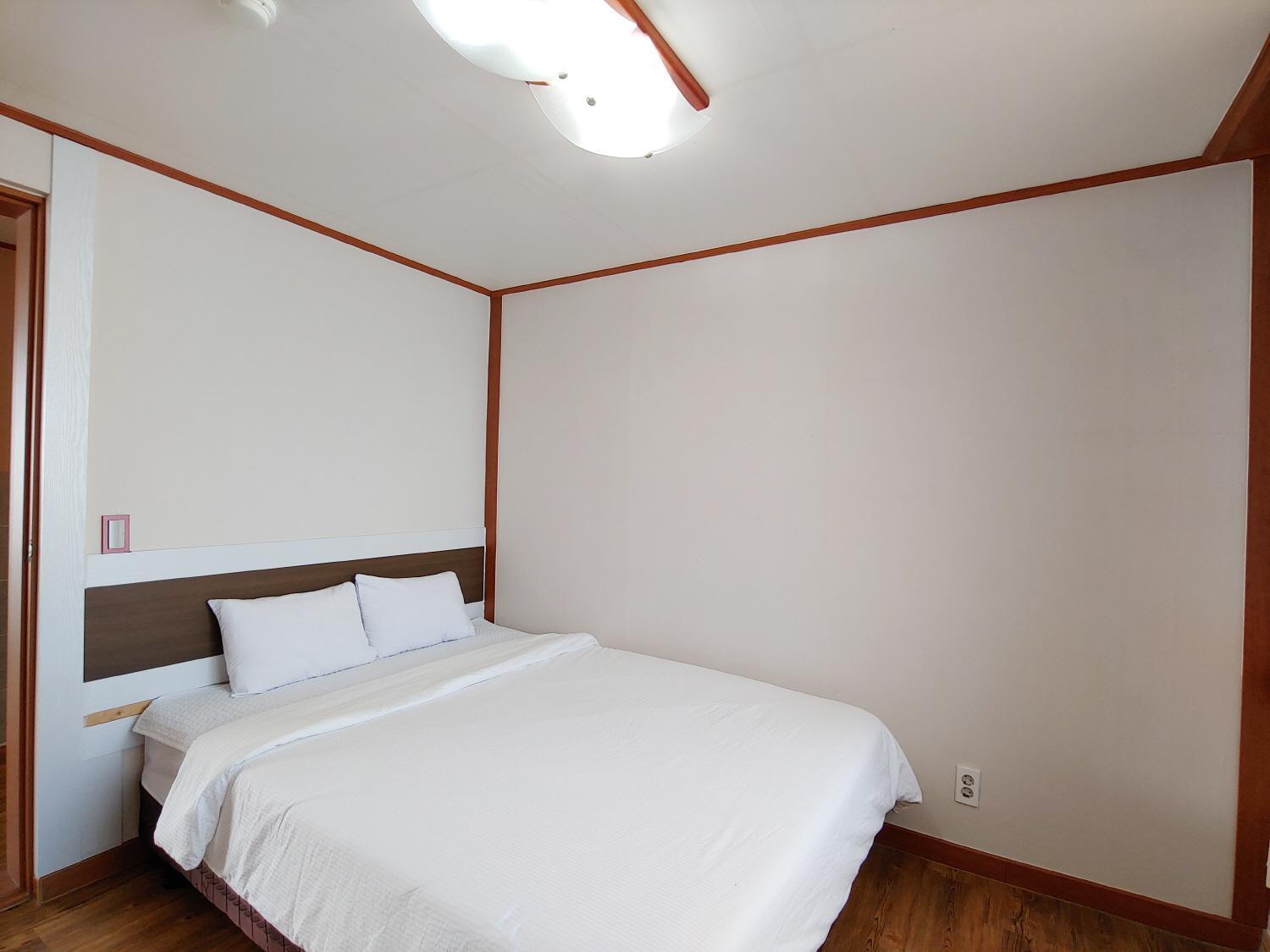 Hostal Bomulsum Seogwipo Exterior foto