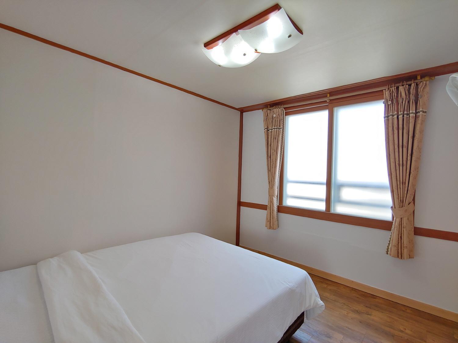 Hostal Bomulsum Seogwipo Exterior foto