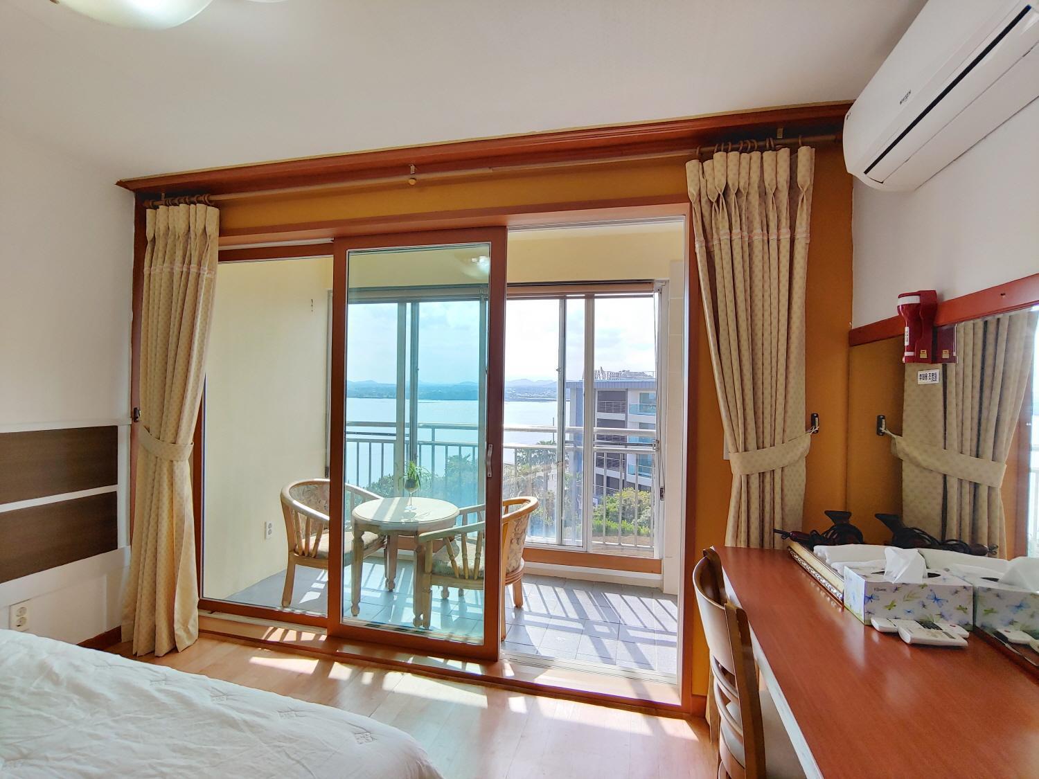 Hostal Bomulsum Seogwipo Exterior foto