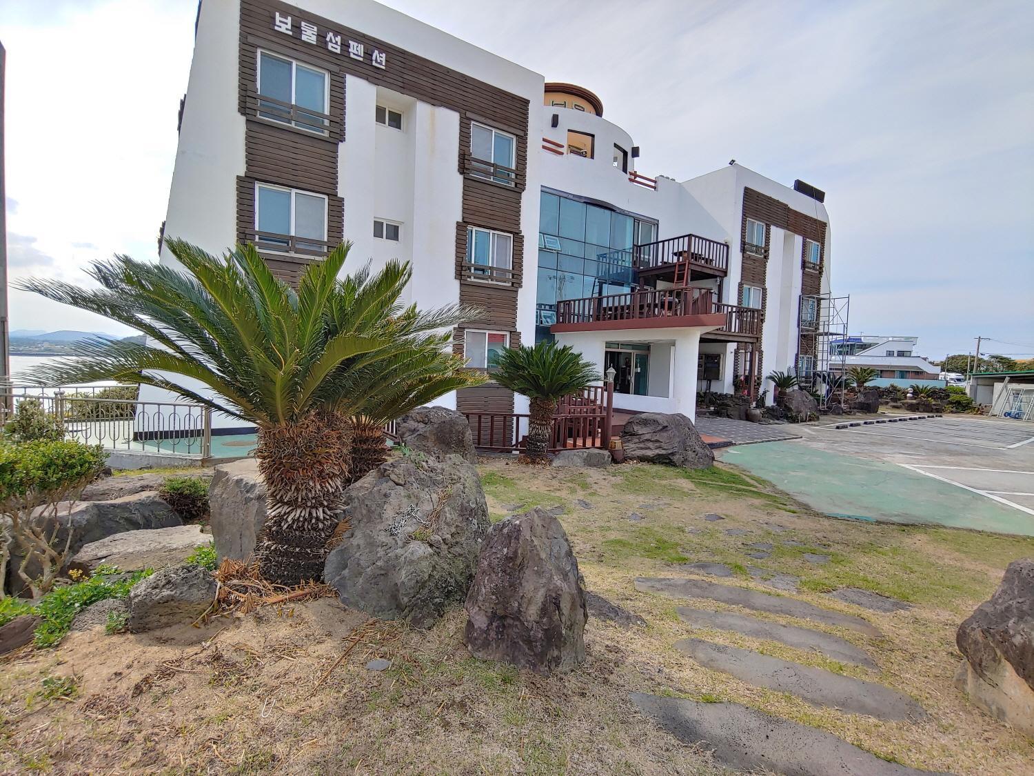 Hostal Bomulsum Seogwipo Exterior foto